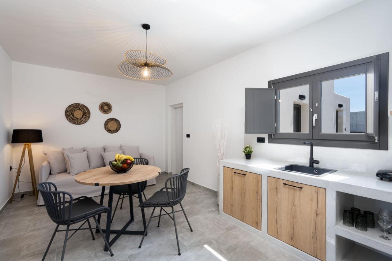 Almira Luxury Suites Perivolos Zewnętrze zdjęcie